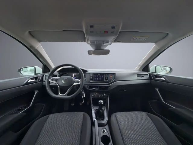 Volkswagen Polo Basis