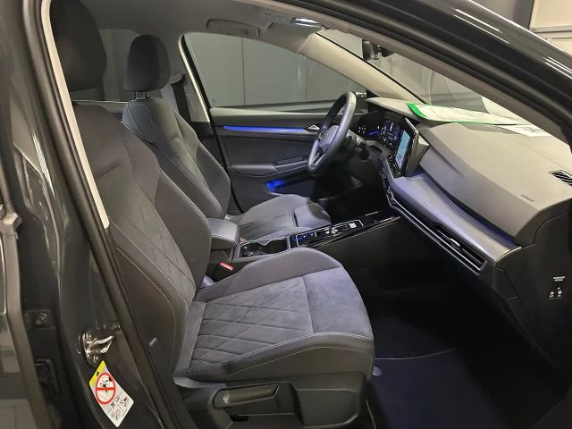 Volkswagen Golf 2.0 TDI DSG Style