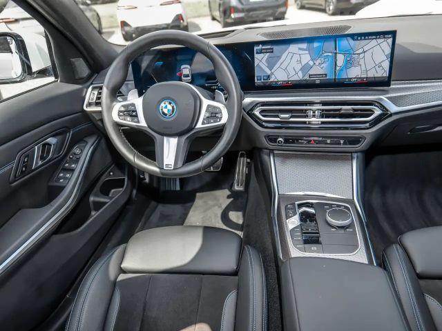 BMW 330 330e M-Sport Sedan