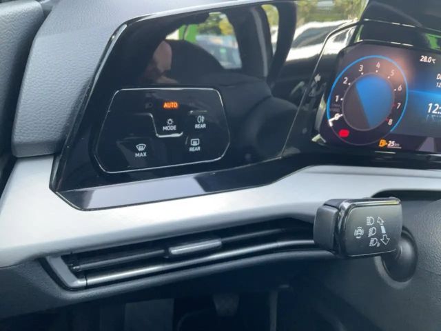 Volkswagen Golf 1.5 TSI Golf VIII