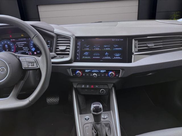 Audi A1 25 TFSI S-Line S-Tronic Sportback