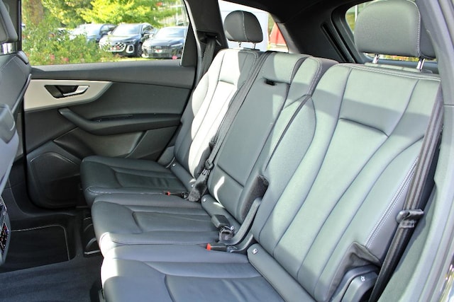 Audi Q7 50 TDI Quattro S-Line