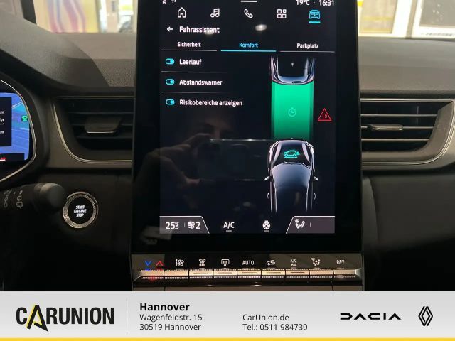 Renault Captur EDC Hybrid Techno