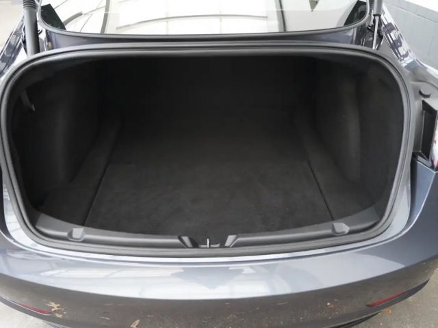 Tesla Model 3 Standard Range