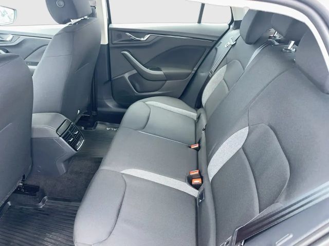 Skoda Scala Essence TSI