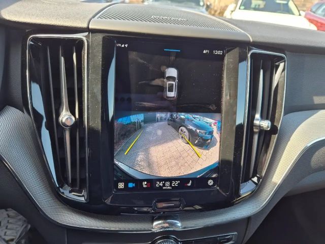 Volvo XC60 Dark Plus