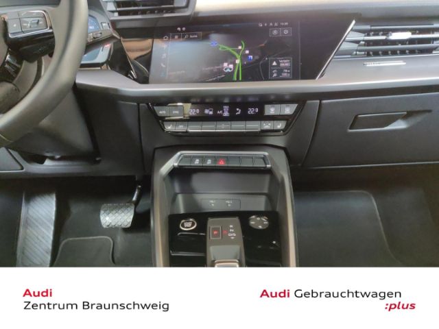 Audi A3 35 TFSI S-Line S-Tronic Sportback