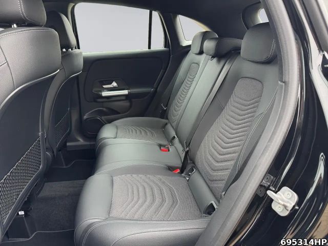 Mercedes-Benz GLA 200 Progressive