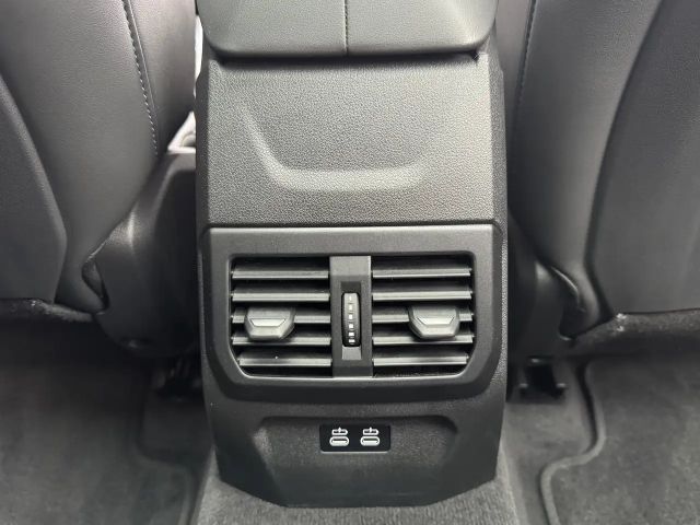 BMW 135 Sedan xDrive