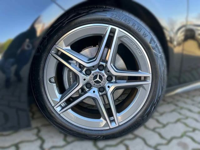 Mercedes-Benz A 200 AMG Line