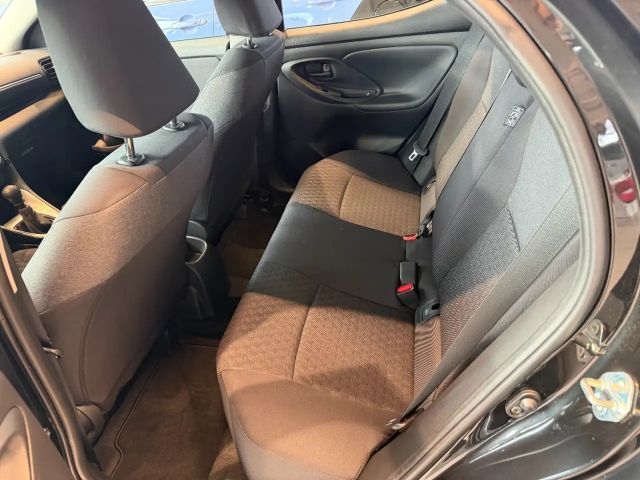 Toyota Yaris Hatchback Hybride Team D