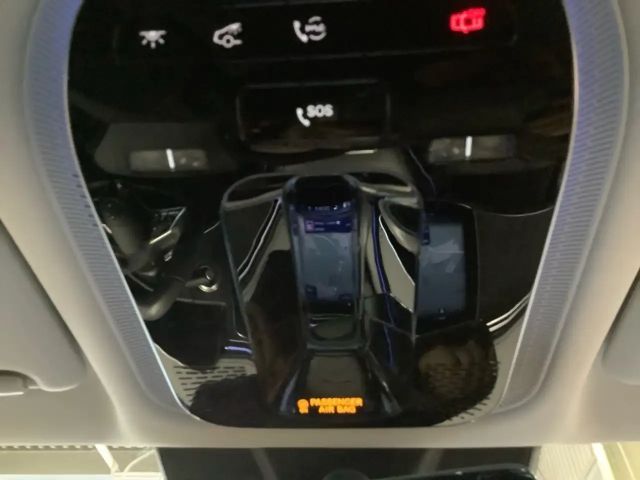 Mercedes-Benz E 220 AVANTGARDE E 220 d Estate