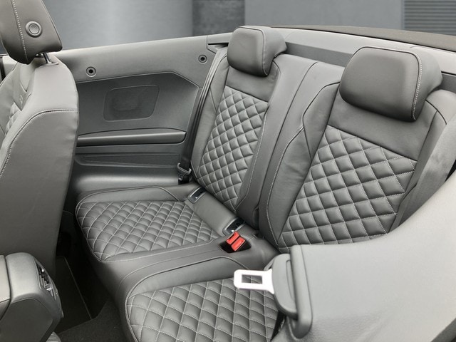 Volkswagen T-Roc 1.5 TSI Cabriolet DSG R-Line