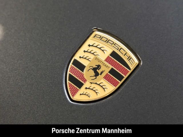 Porsche Taycan 4 Cross Turismo