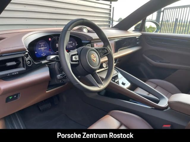 Porsche Macan 4