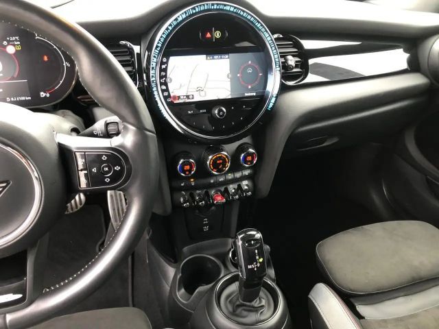 MINI Cooper John Cooper Works