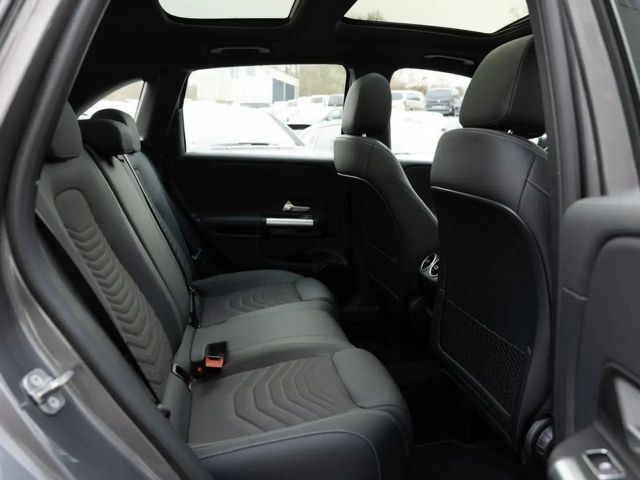 Mercedes-Benz B 180 Progressive