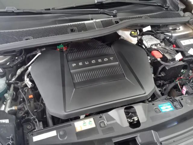 Peugeot E-2008 GT-Line