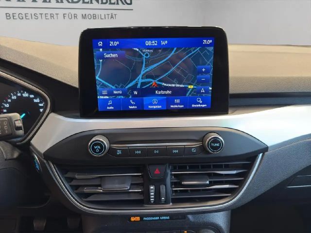 Ford Focus Cool & Connect