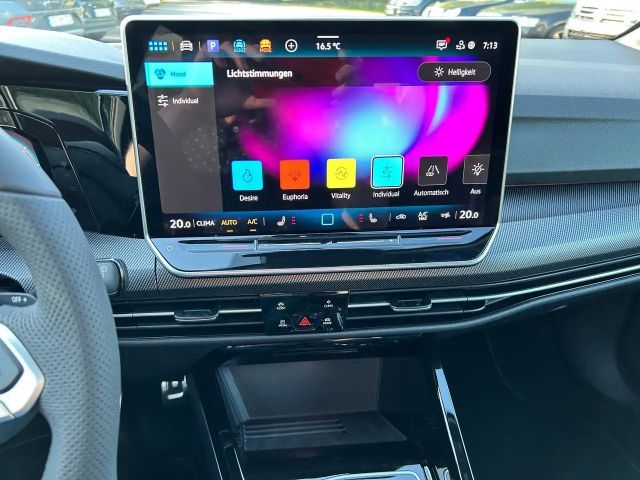 Volkswagen Golf 2.0 TDI DSG R-Line