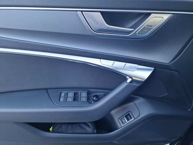 Audi A6 45 TFSI Avant Quattro S-Tronic