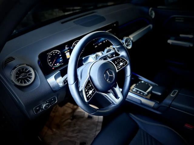 Mercedes-Benz EQB 300 4MATIC