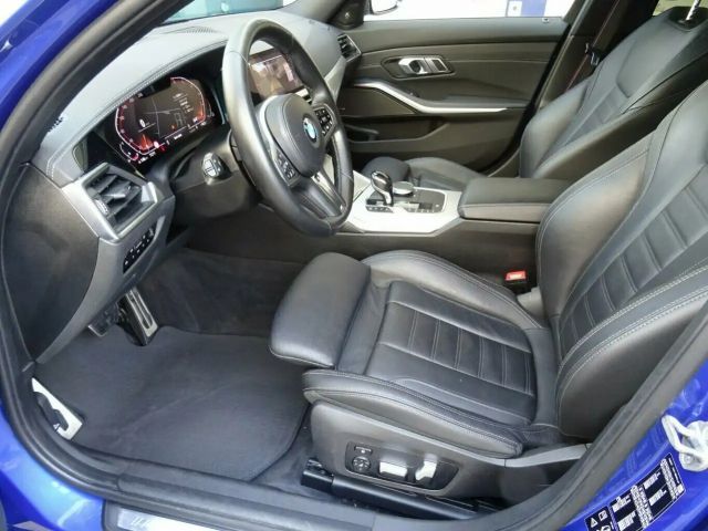 BMW 330 330i M-Sport Sedan xDrive