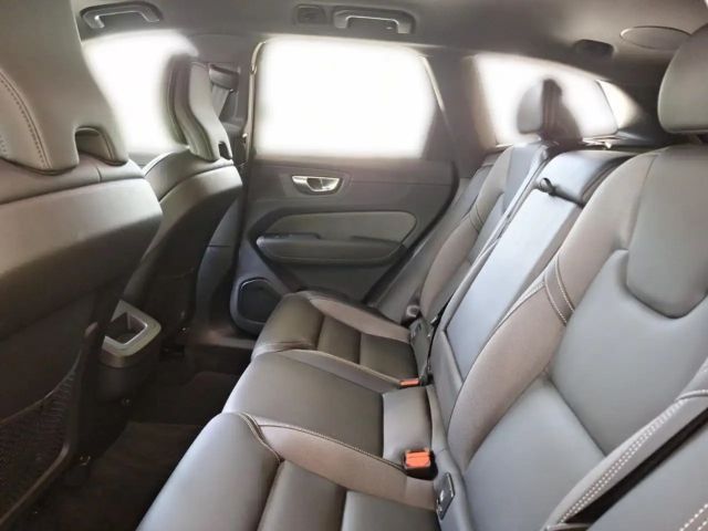 Volvo XC60 Dark Plus