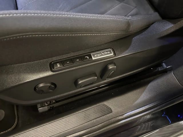 Volkswagen Golf 1.5 eTSI DSG Style Variant