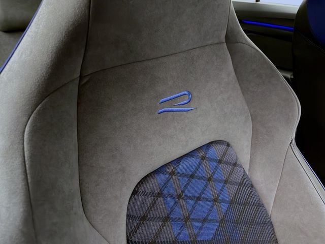 Volkswagen Golf Golf 4M R PDC ACC LM18 LED+ KLIMA