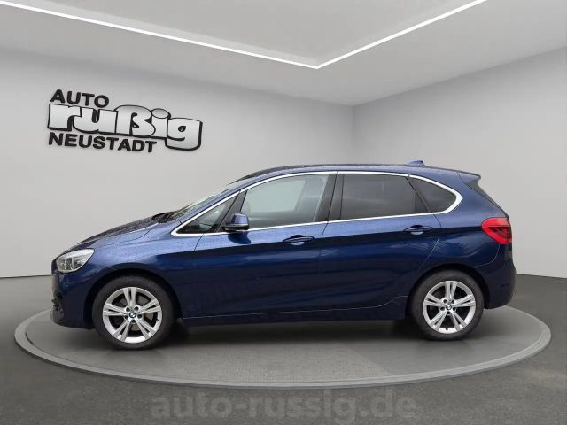 BMW 218 218d Sport Line xDrive