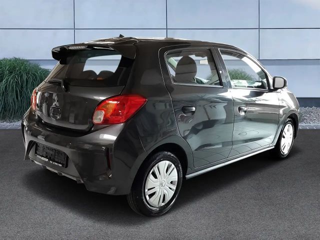 Mitsubishi Space Star Star