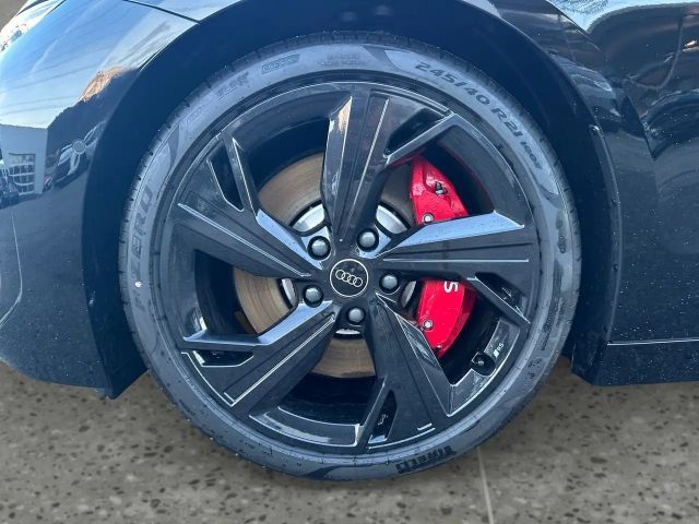 Audi S6 e-tron e-tron