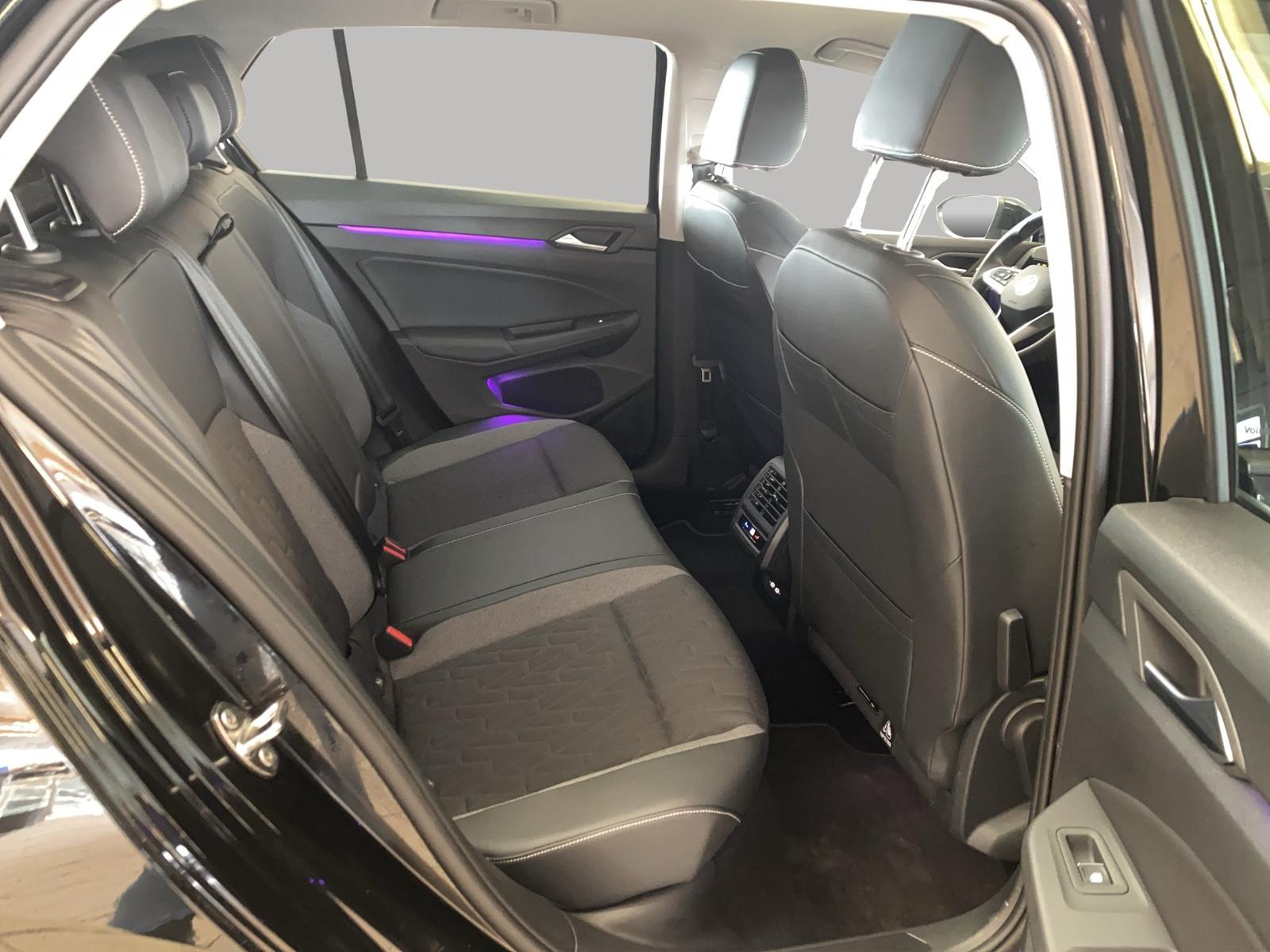 Volkswagen Golf 1.5 eTSI BMT DSG Golf VIII Life