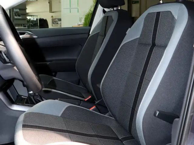 Volkswagen Polo 1.0 TSI DSG Style