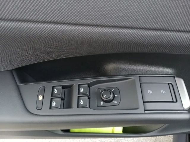 Volkswagen T-Roc 1.5 eTSI DSG Life