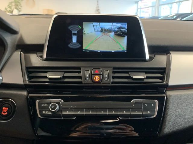 BMW 220 220d Advantage pakket