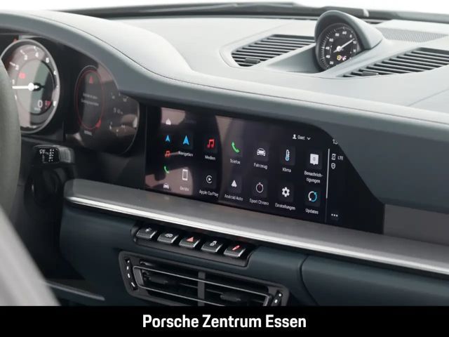 Porsche 992 4S Coupé Targa