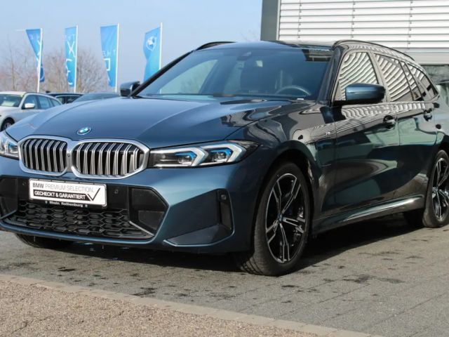 BMW 330 330e M-Sport Touring xDrive