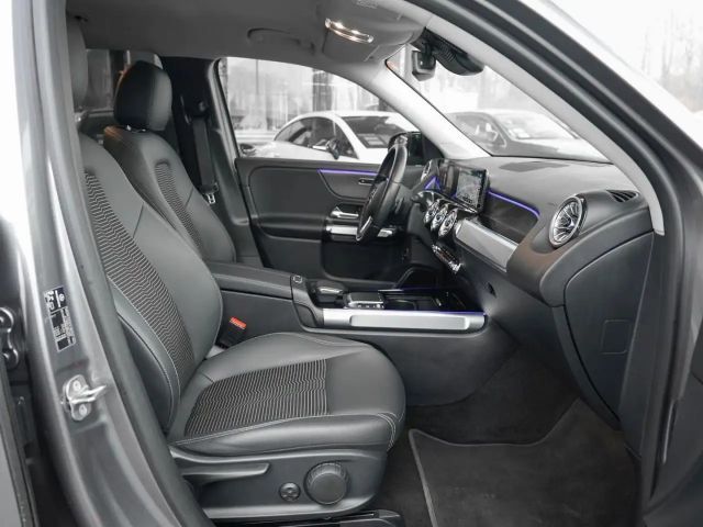 Mercedes-Benz EQB 250