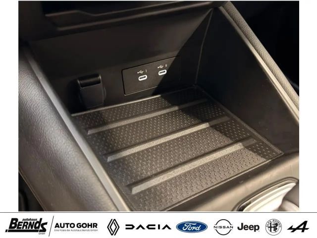 Renault Captur EDC Hybrid Techno