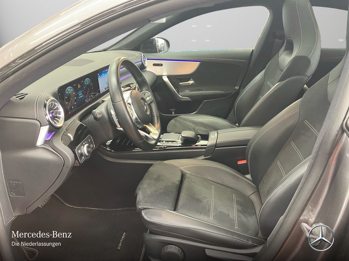 Mercedes-Benz CLA 200 AMG Line Coupé