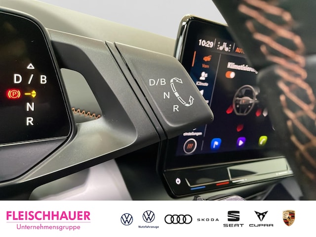 Cupra Born LED DAB PDCv+h ACC Tel.-Vorb. Navi Keyless SHZ Temp