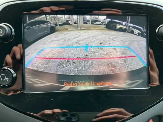 Toyota Aygo Hatchback Play Team D X-play