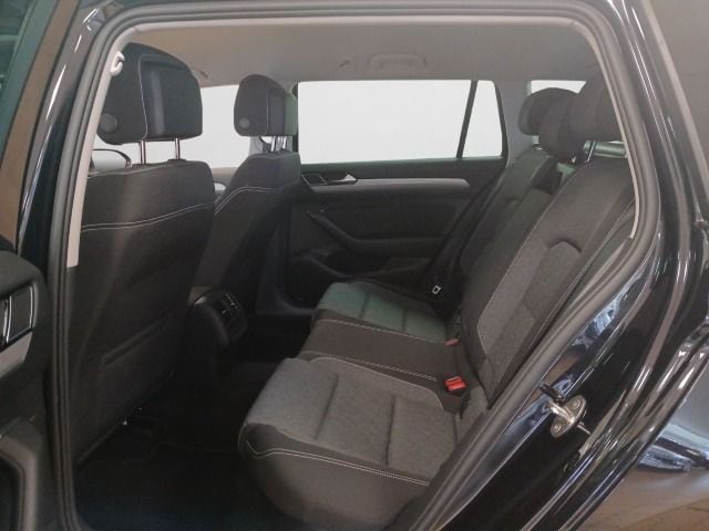 Volkswagen Passat 1.5 TSI Business DSG Variant