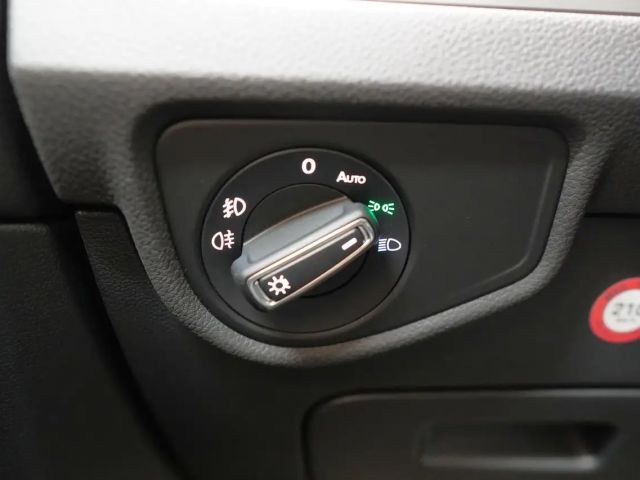 Volkswagen Touran 1.5 TSI DSG