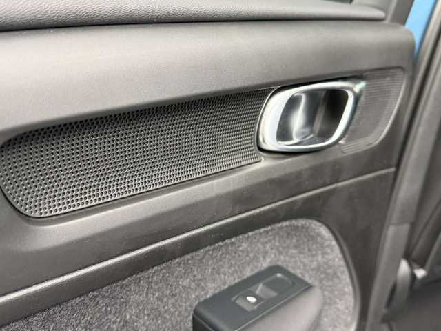 Volvo XC40 Dark Plus Recharge T5