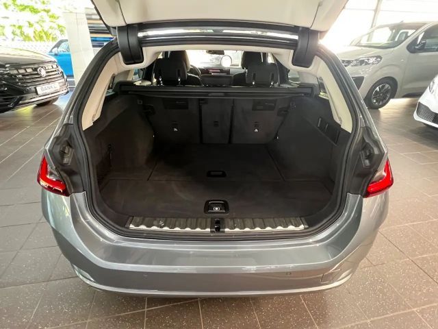 BMW 320 320d Touring