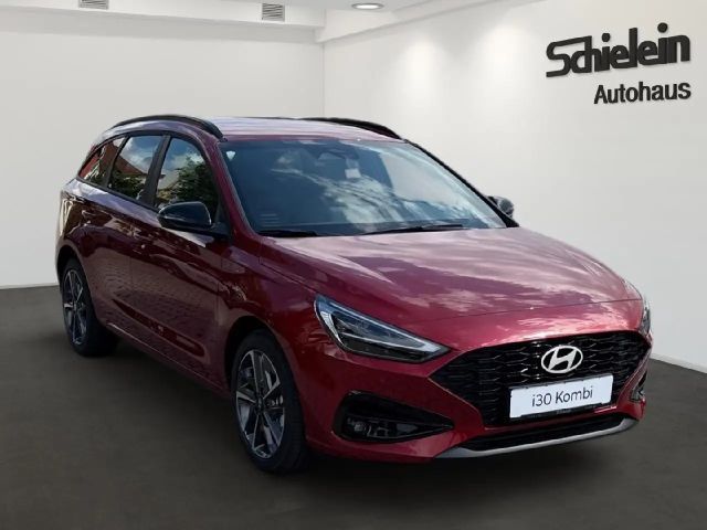 Hyundai i30 Advantage Hybrid T-GDi