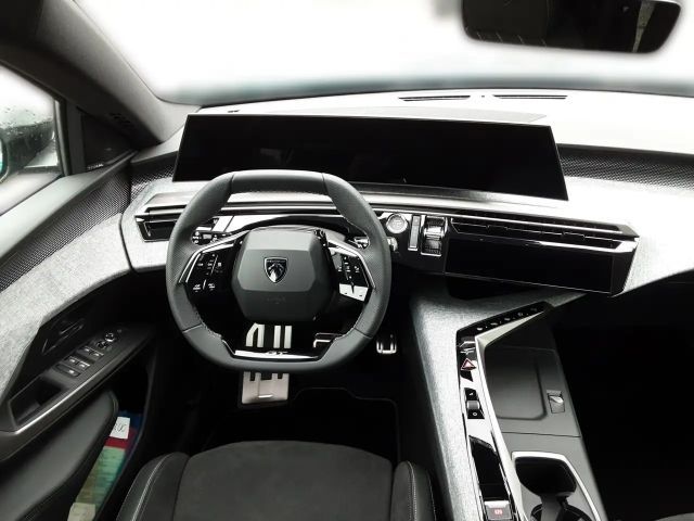 Peugeot E-3008 GT-Line